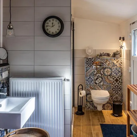 Tiny House Luettje - Glamping Im Bauwagen An Der Elbe Apartmán *